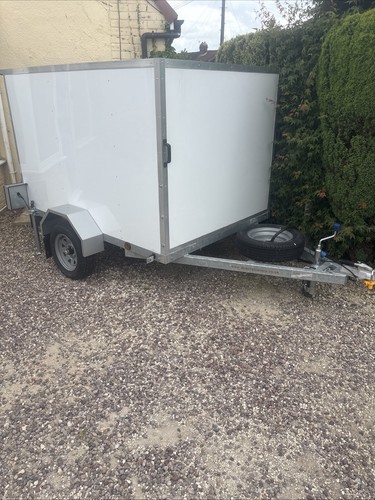 Trailer