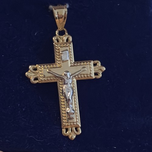 Karat gold crucifix - 14,