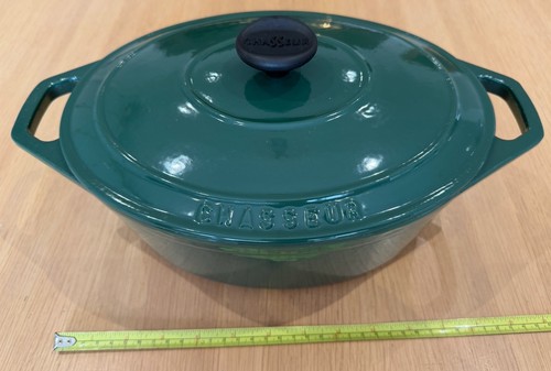Rare dark green chasseur - rare, cast