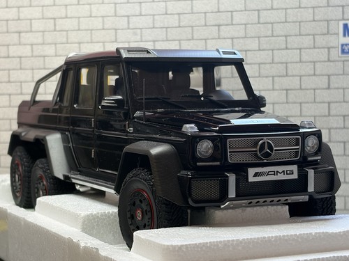 Boxed autoart signature - 1:18,