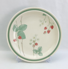 Wedgwood Raspberry Cane Dinner