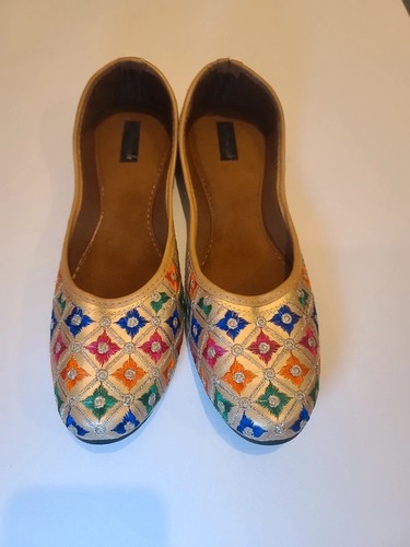 Traditional multicolor - traditional,