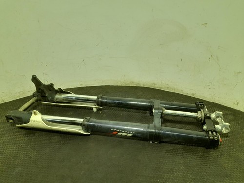 2016 husqvarna 701 - front, forks