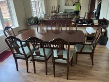 Traditional Mahogany Dining