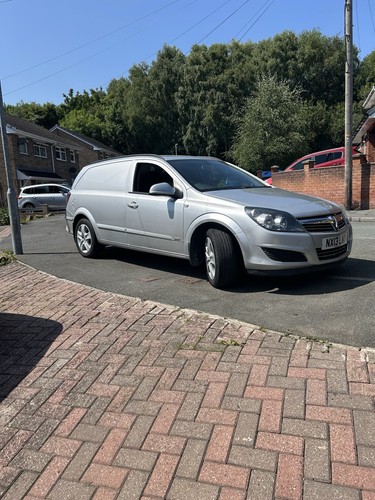 Vauxhall astra sportive cdti - sportive,
