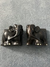 Vintage Matching Pair Hand Carved Wooden Elephant Book Ends Dark Wood Very Heavy