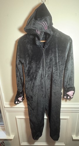 Black cat one piece - piece,