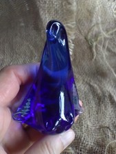 Colbat Blue Art Glass Penguin Paperweight Swedish Style Glass Excellent Condtn