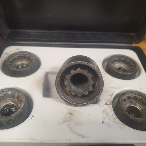 Vauxhall locking wheel nuts - vauxhall,