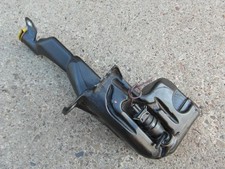 VAUXHALL ASTRA H MK5 WINDSCREEN WASHER BOTTLE & PUMP GM 13118158 car or van