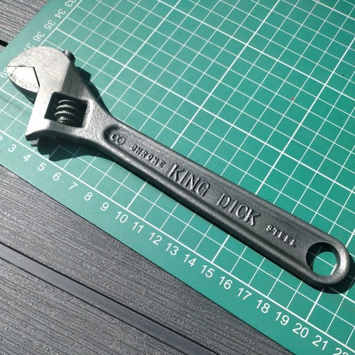 King dick adjustable - 8",