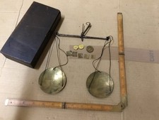 ANTIQUE APOTHECARY SCALES & WEIGHTS