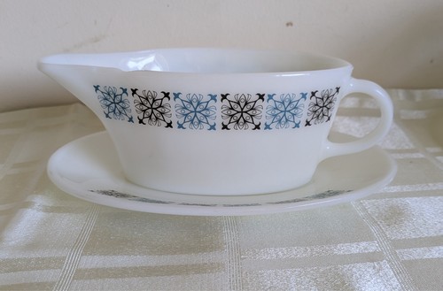 Vintage jaj pyrex gravy boat - gravy, &