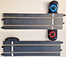 SCALEXTRIC LAP COUNTER & 584mm SCALEXTRIC STRAIGHT with POWERBASE C8528