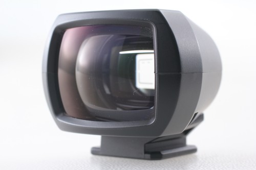 Near mint voigtlander 25mm - mint],