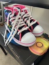Heelys Girls. Brand New. Size