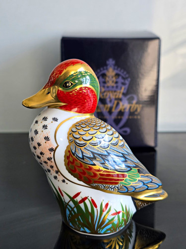 Royal crown derby green - crown,