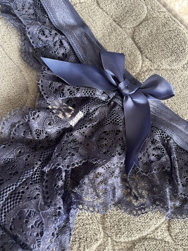 New ladies navy lacey - new, cheeky