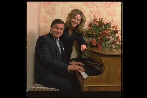 Michael elphick and amanda - elphick,