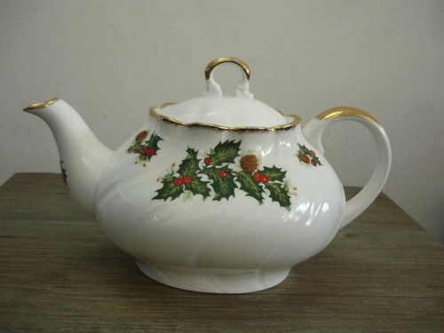 Vintage queens rosina fine - vintage,