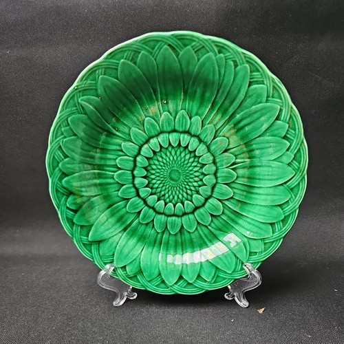 Wedgwood majolica green - majolica,