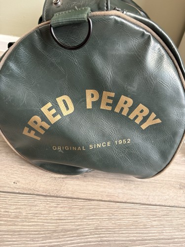 Fred perry barrel bag holdall - fred,