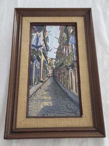 Alfama lisbon portugal - 🎨,
