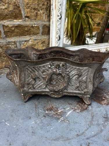 Antique french cast iron - cast,