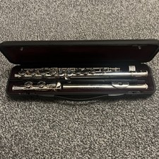 Yamaha Flute Model 211 With