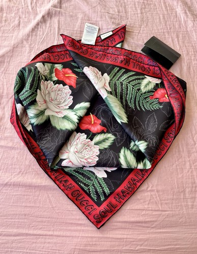 Gucci silk scarf nwot with - gucci,