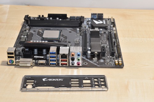 Gigabyte b450 aorus - b450,