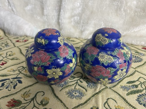 Pair vintage chinese ginger - of,