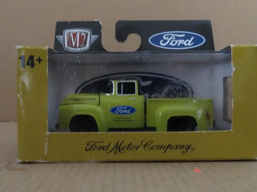 Machines scale ford - 1.64,