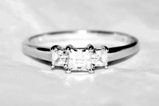 Platinum 3-Stone Band Ring –