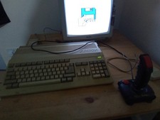 ULTIMATE COMMODORE AMIGA 500