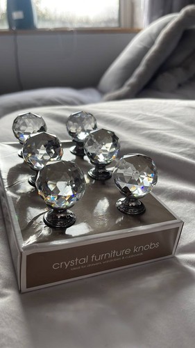 Drawer knobs glass and - and, silver