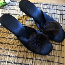 Vintage Women’s Black Real