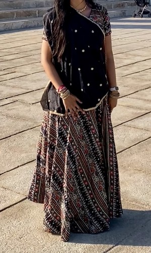Women black multicolour - black,