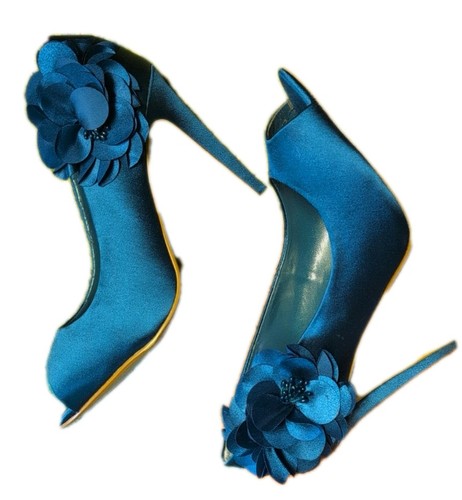 Red herring blue satin - herring, peep
