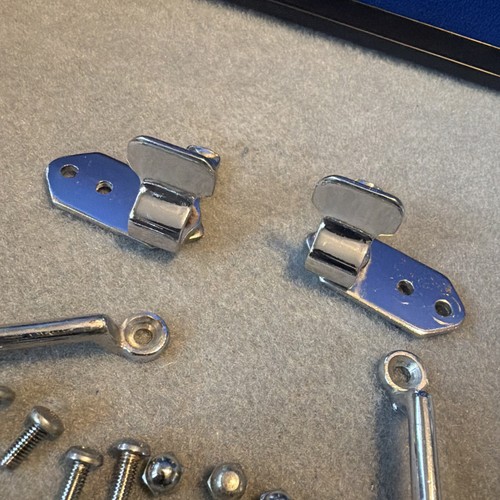 Mgb rear seat back catches - seat,