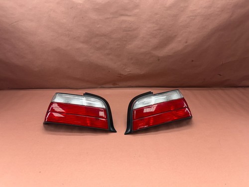 Bmw e36 328i rear taillight - 328i,