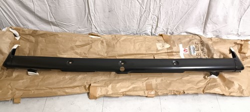 Cross member panel - front, part