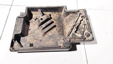 1349974080  Battery Box Cover