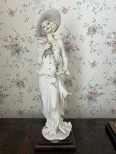 Giuseppe Armani Florence figurine Grace Perfect Condition With Box