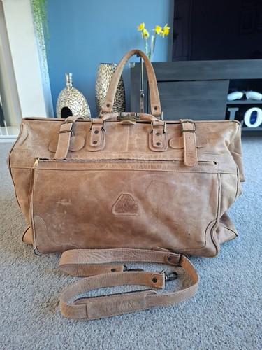 Beautiful santana distressed - beautiful,