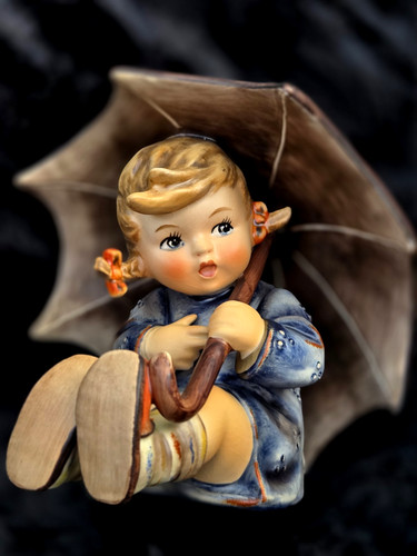 1957 goebel hummel umbrella - hummel,