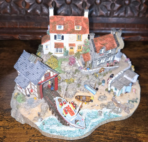 The rescue rnli sculpture - rescue',