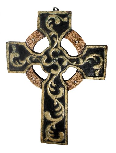 Large wooden celtic cross - large,