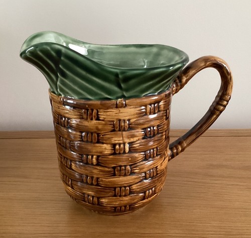 Majolica cabbage ware pouring - majolica,