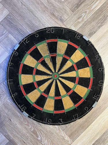 Vintage winmau dart - board, made